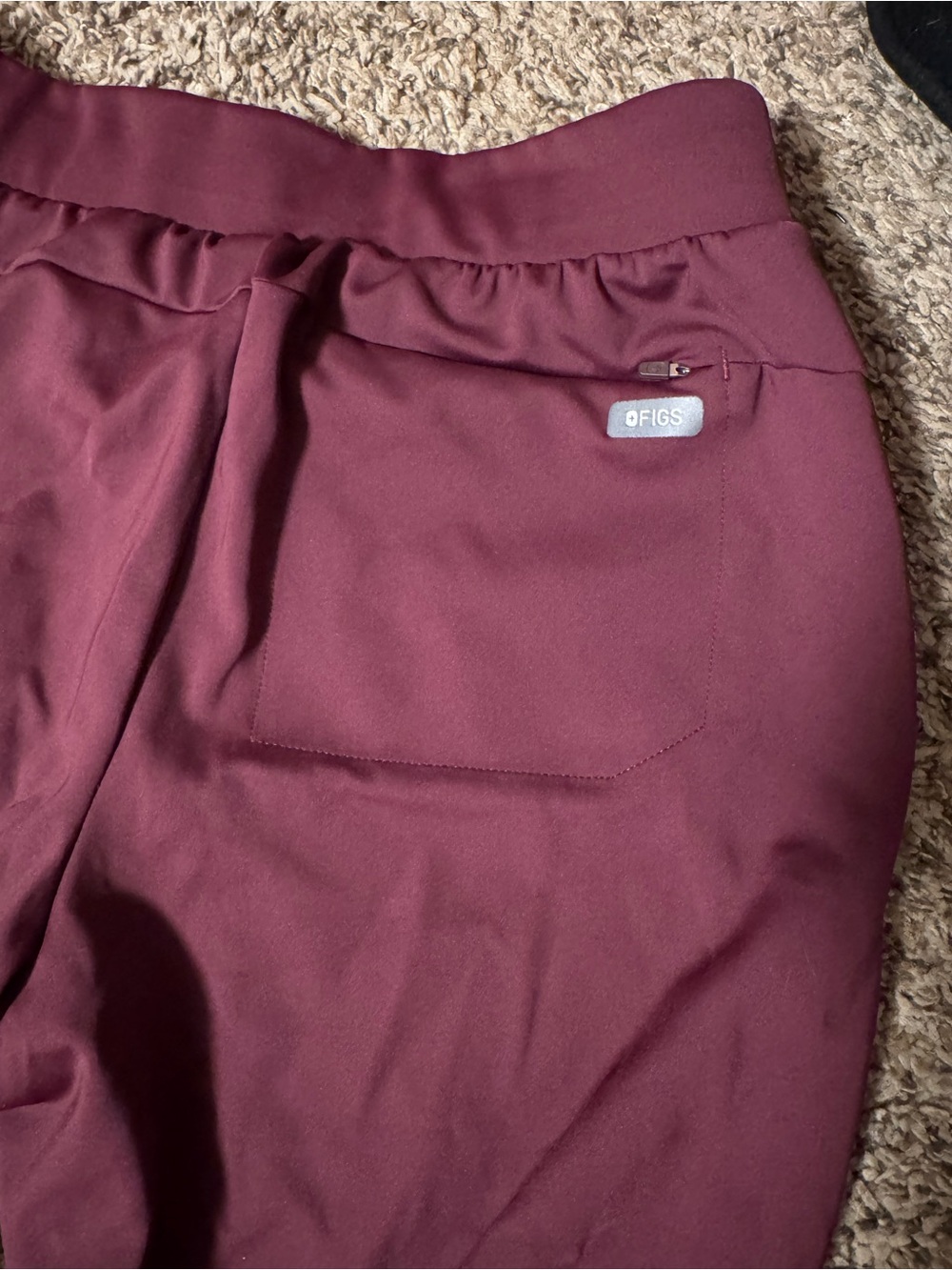 Figs Burgundy scrub set - Two-Piece Set - Picture 2 of 5